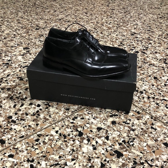 Men Bostonian Dress Shoe